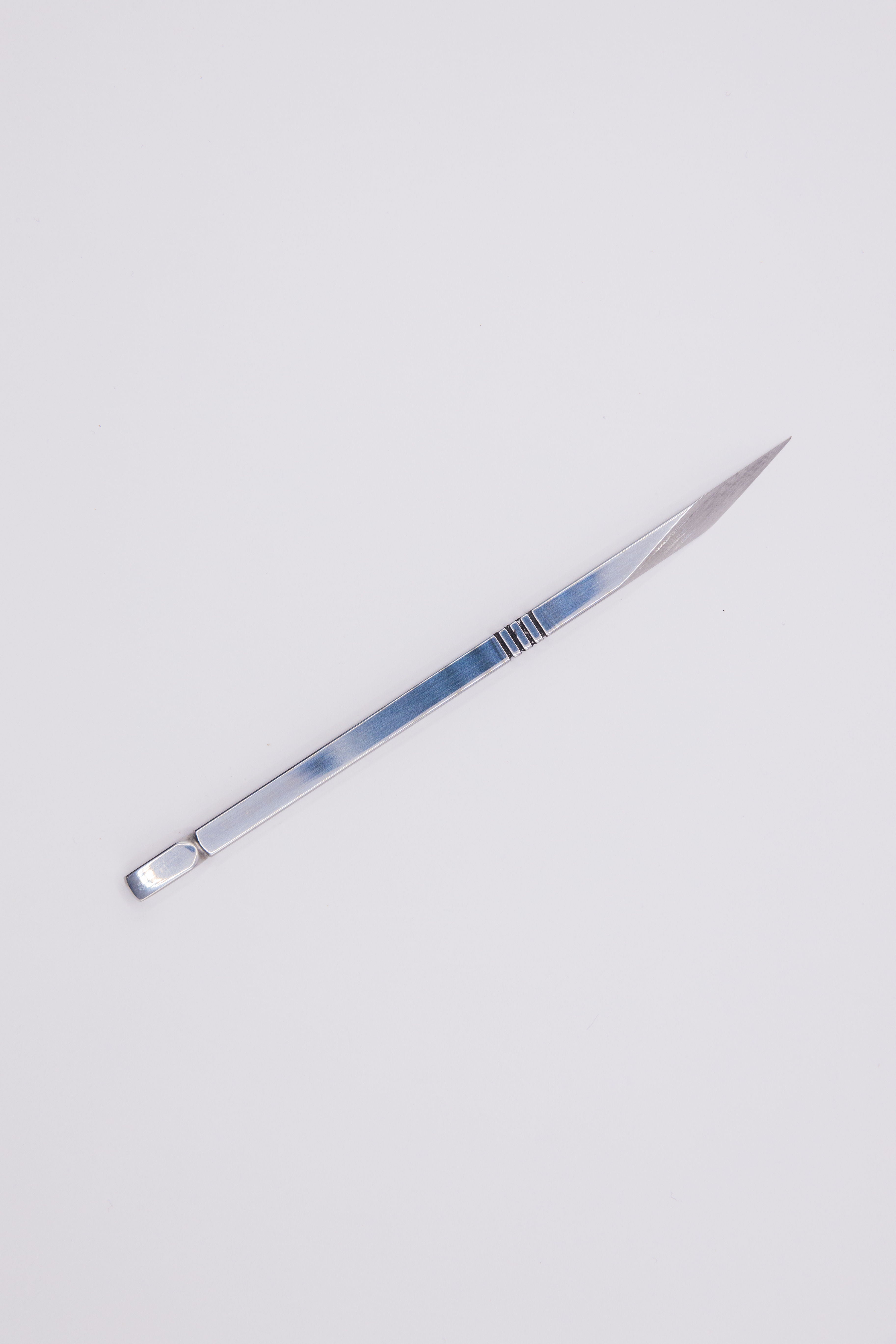 ПУЕРНИЙ НІЖ